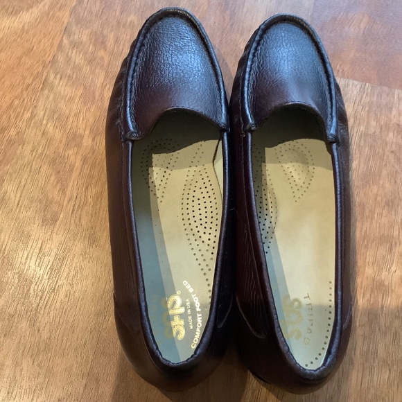 Nwot SAS Leather Loafers Size 9M, fit narrower in toe area - Picture 10 of 12